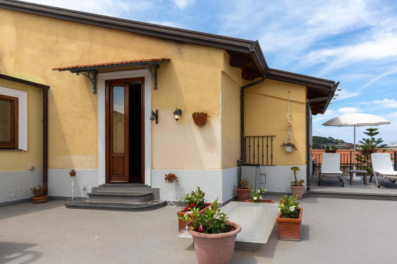 Апартаменти Rossy House Сорренто Екстер'єр фото